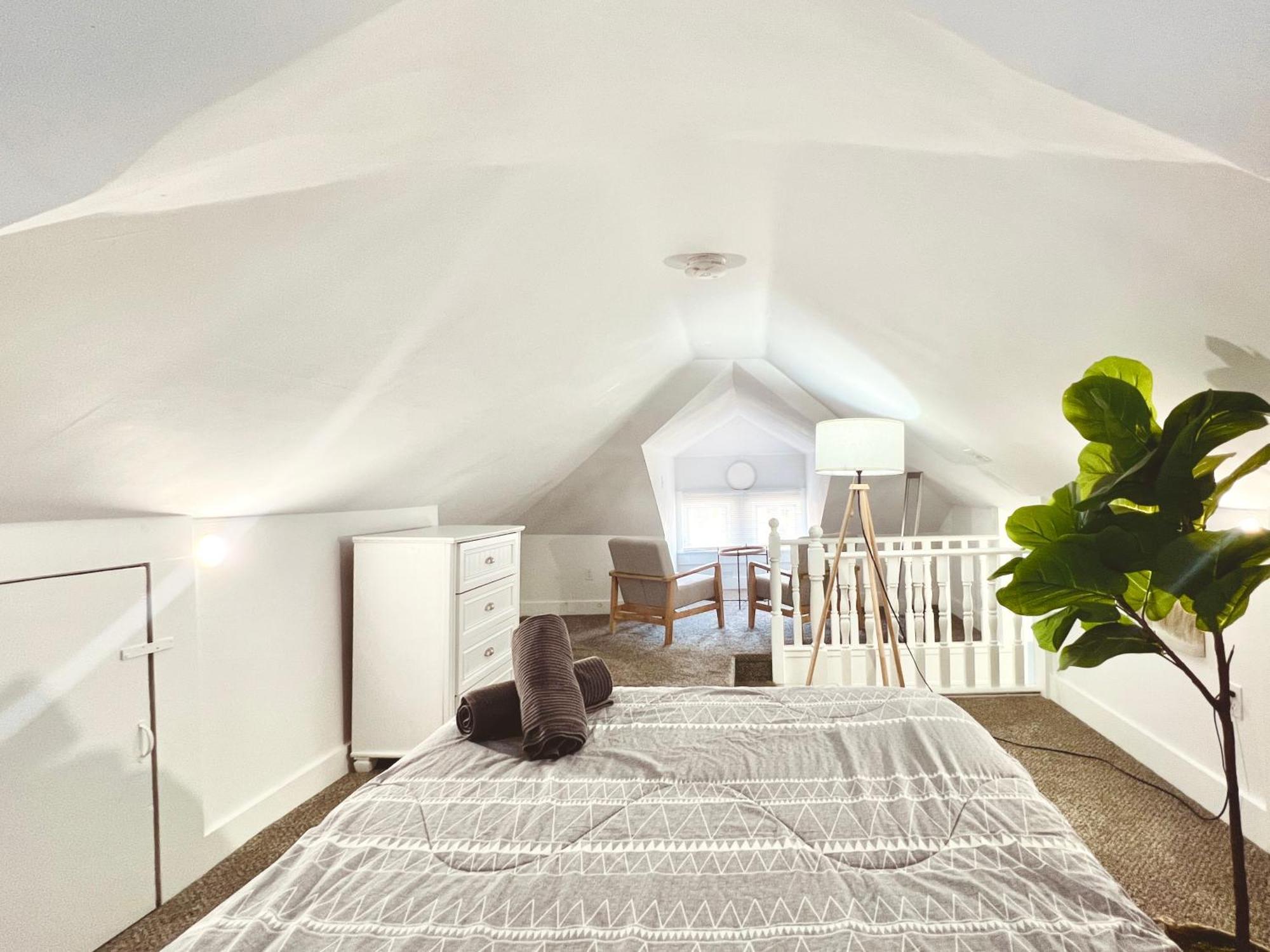 Entire Lovely 3 Bedroom, 2 Bathroom Apartment! 1 Block To The Beach And Boardwalk! 와일드우드 외부 사진